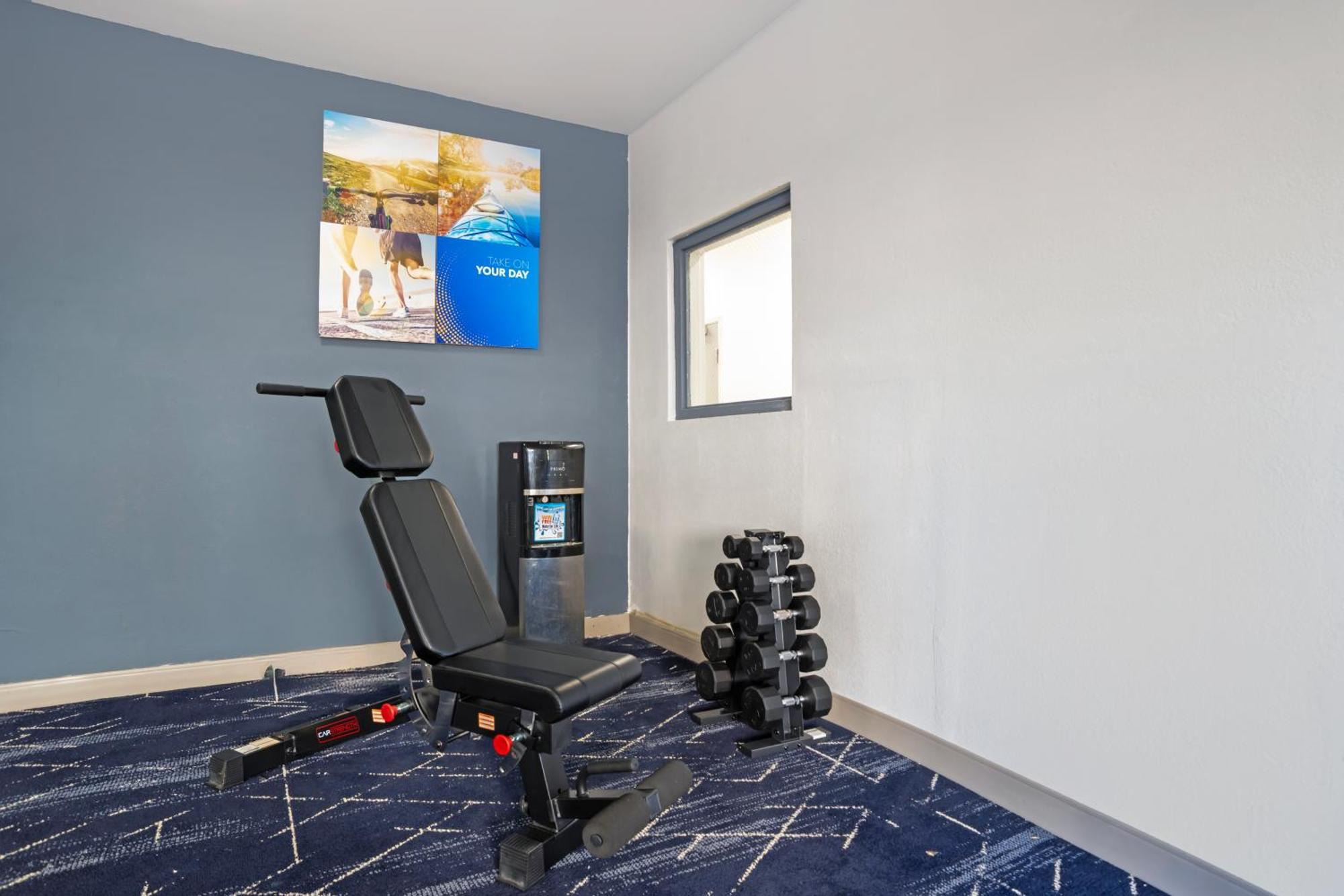 Comfort Inn & Suites Crystal Inn Sportsplex Gulfport Extérieur photo