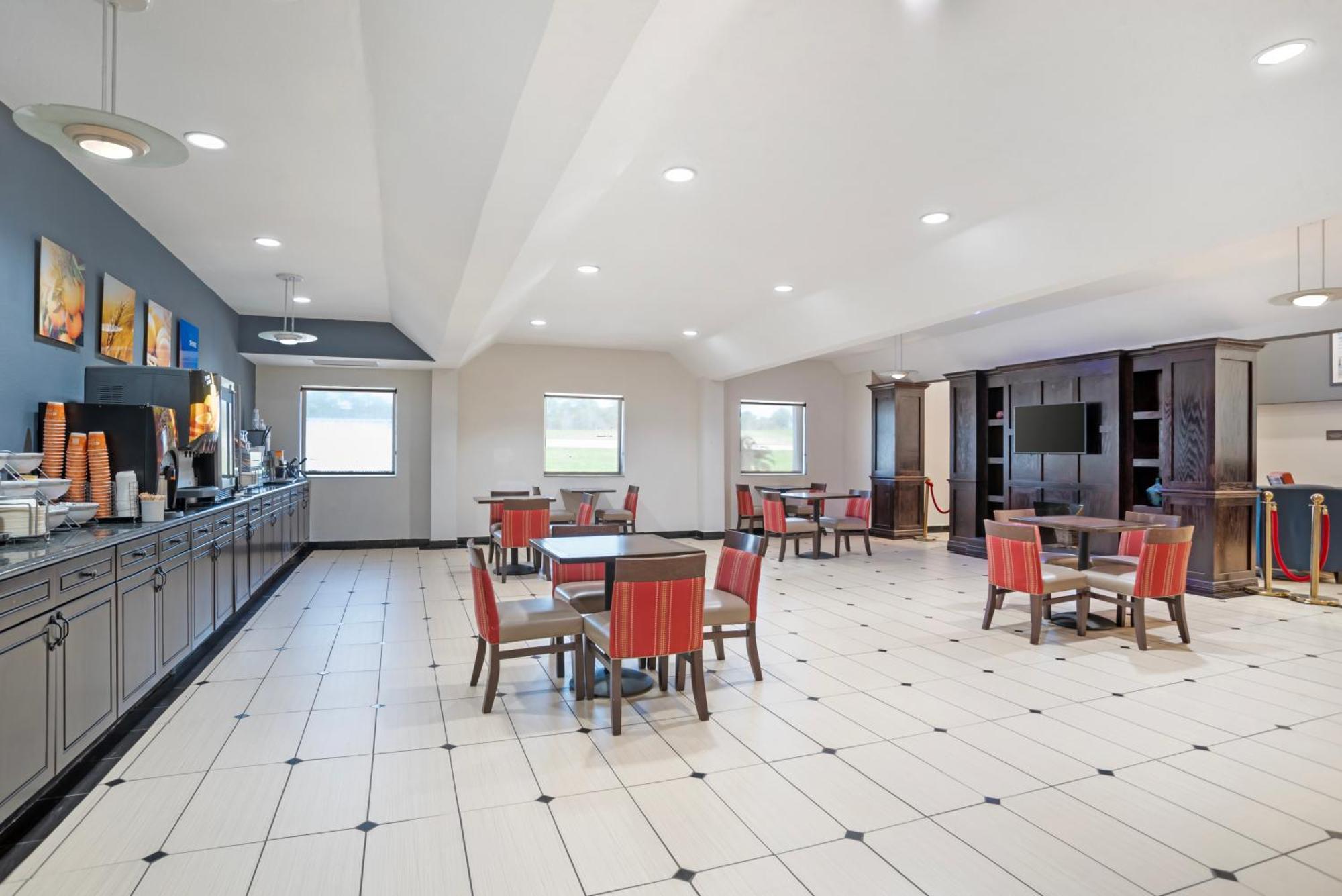Comfort Inn & Suites Crystal Inn Sportsplex Gulfport Extérieur photo