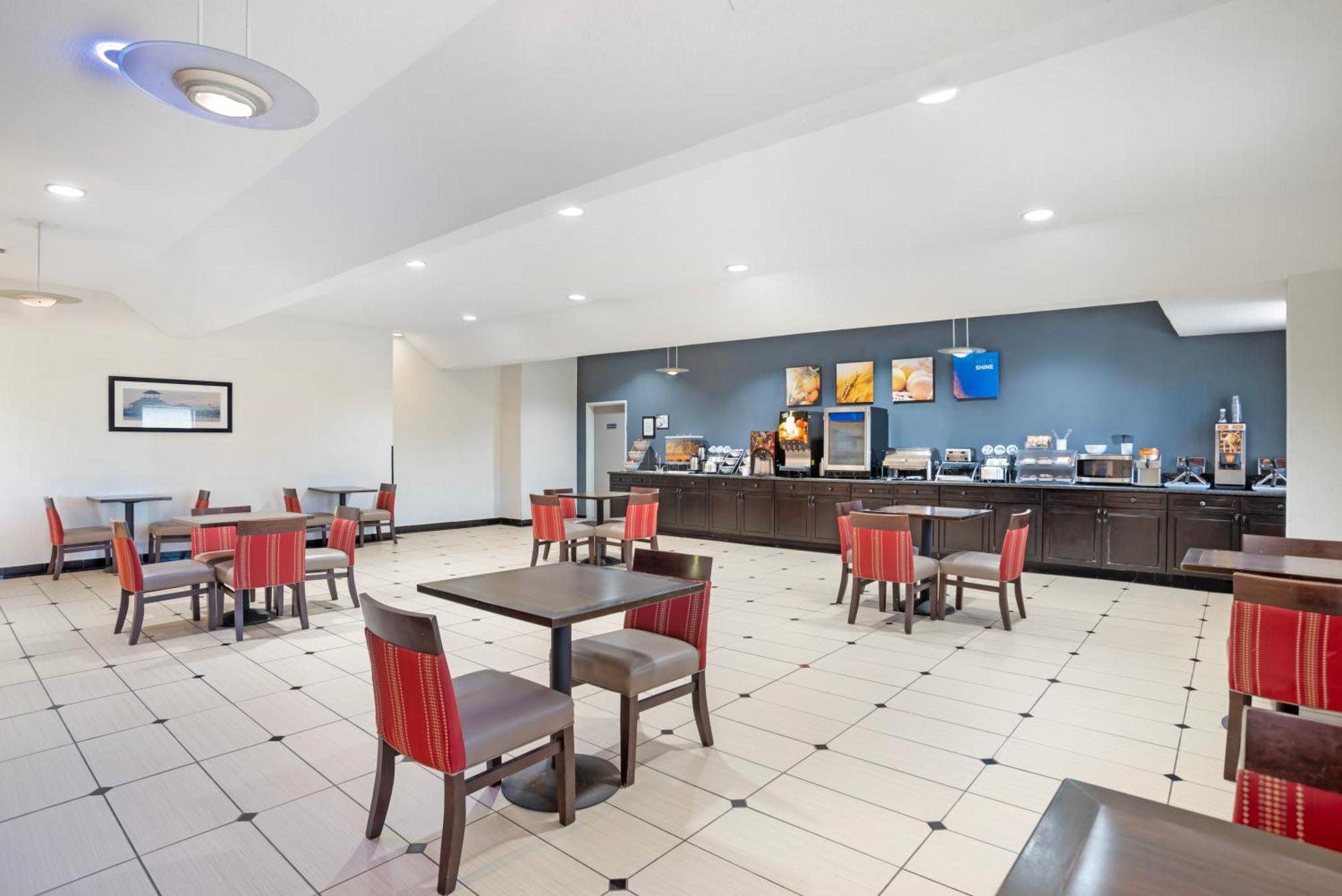 Comfort Inn & Suites Crystal Inn Sportsplex Gulfport Extérieur photo