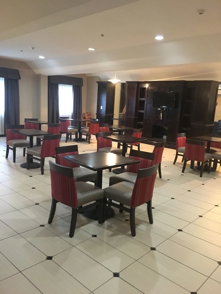 Comfort Inn & Suites Crystal Inn Sportsplex Gulfport Extérieur photo
